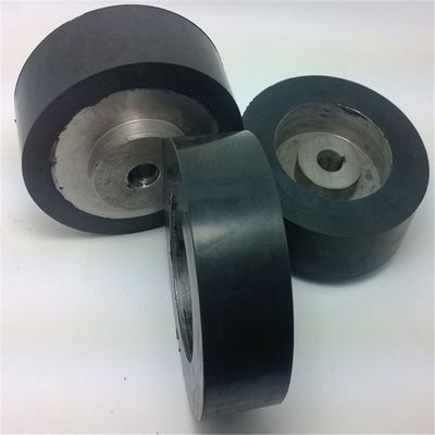 氟橡胶包金属制品 创新工艺提升工业密封与滚轴性能
